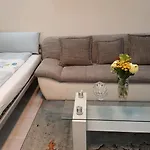 Appartement In Naehe Messe Flughafen